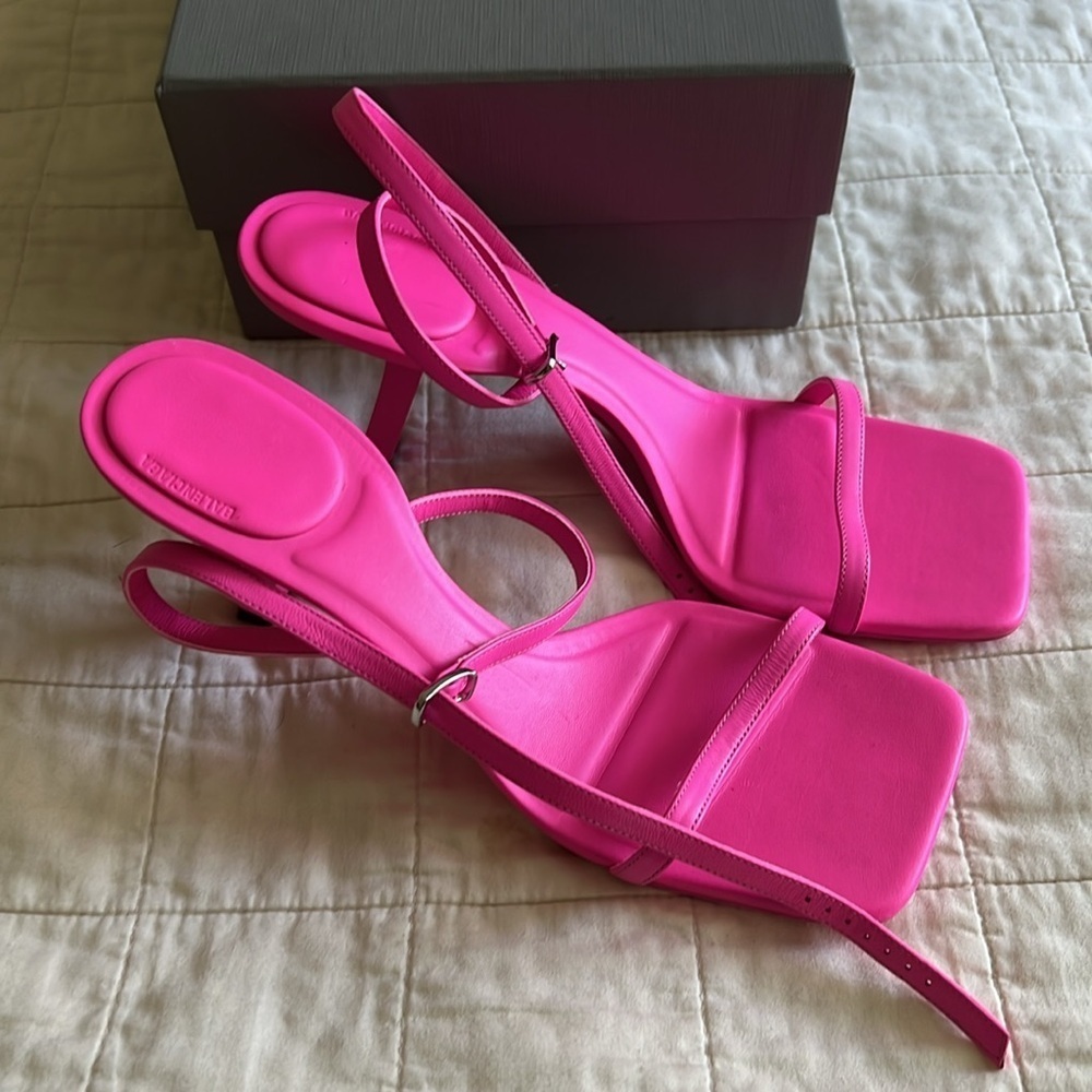Balenciaga Void Calfskin Pink Sandals - Picture 2 of 14